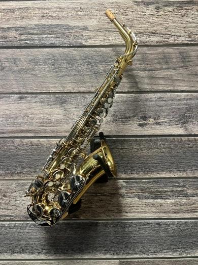 YAMAHA YAS26 - ALTO SAXOPHONE